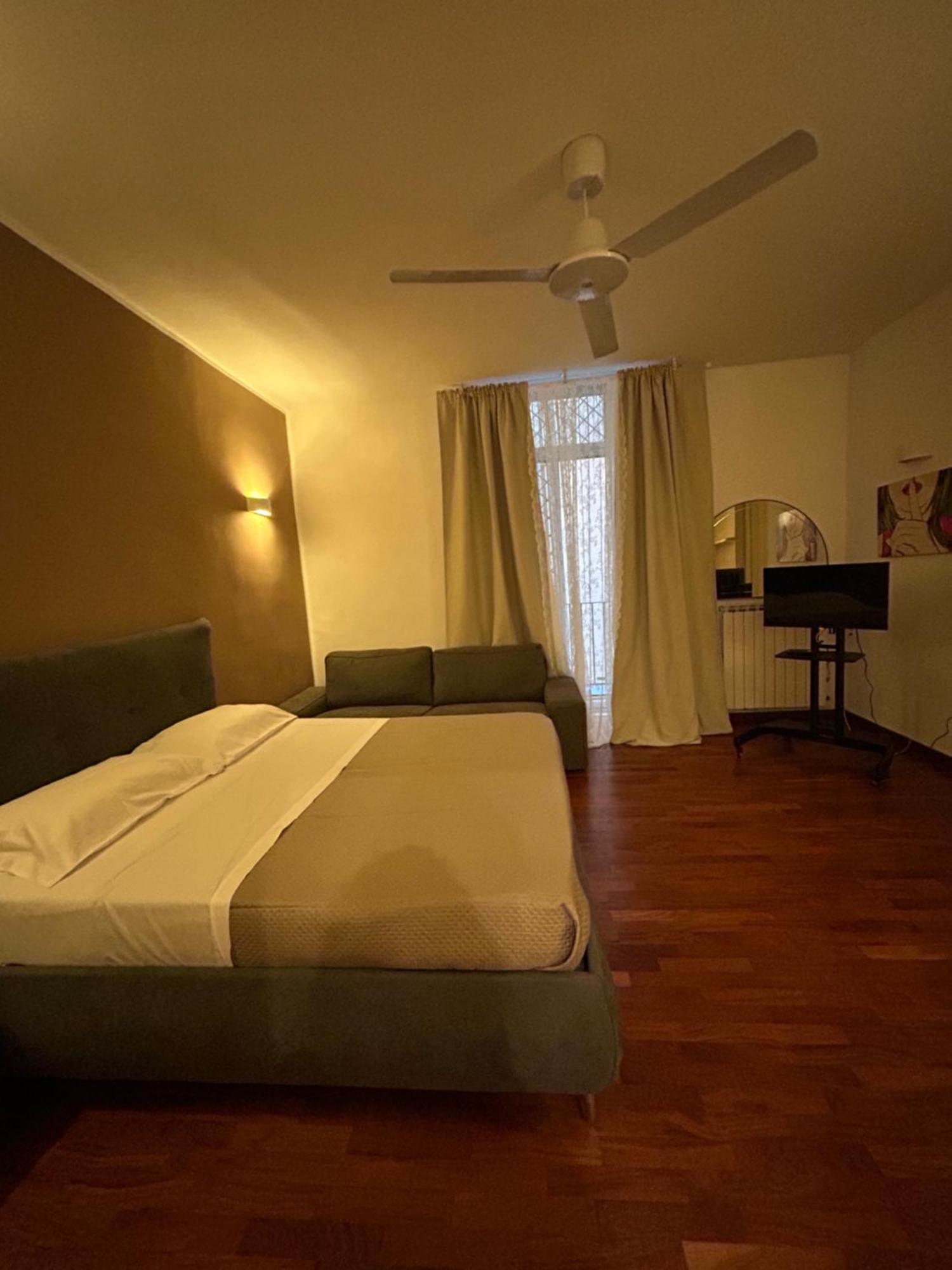 Anni Apartment Chiaia Napoli Esterno foto