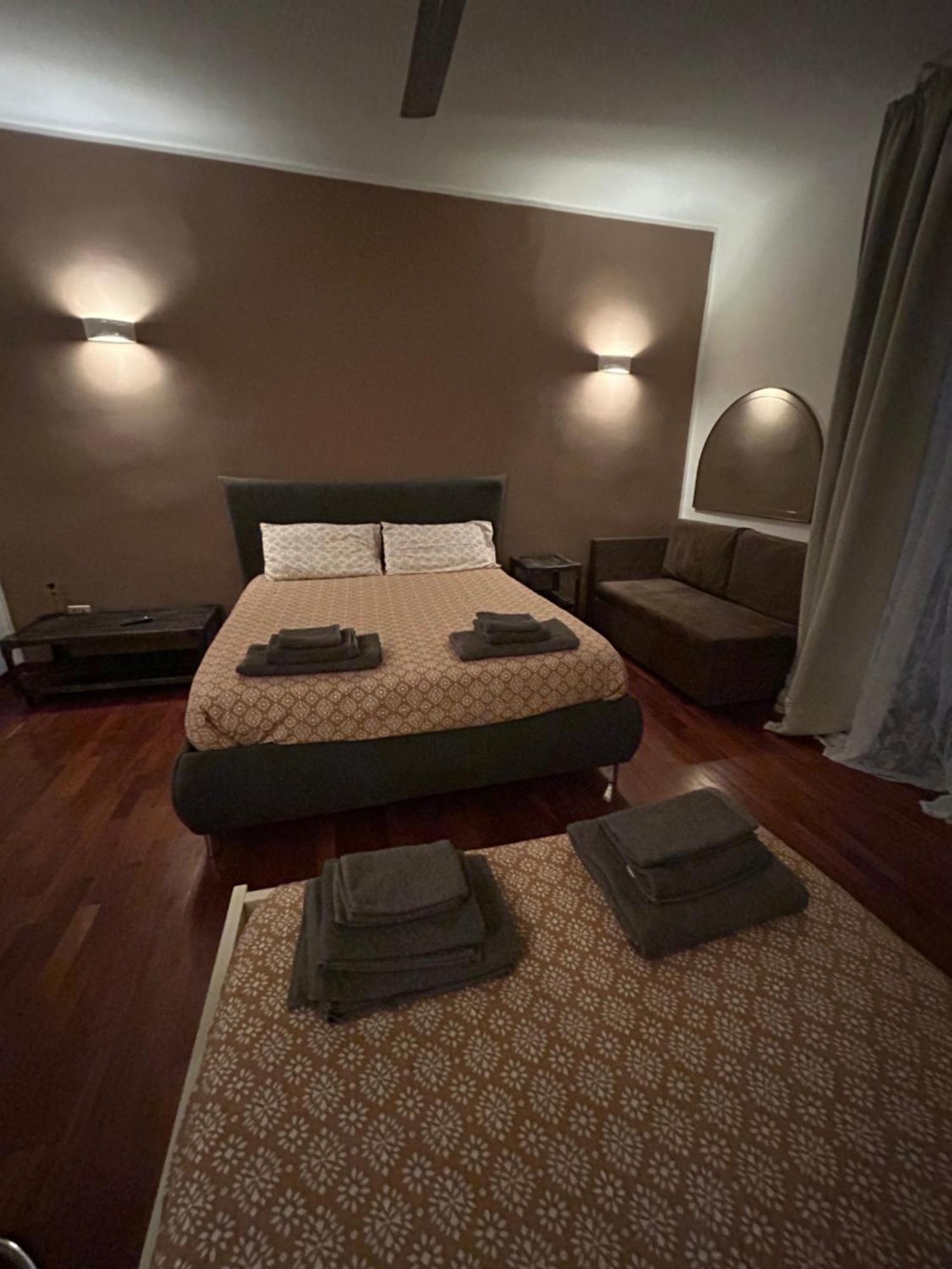 Anni Apartment Chiaia Napoli Esterno foto